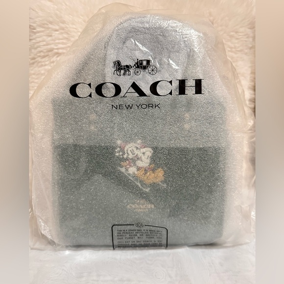 Coach X Disney Dempsey tote 22 with sled motif - Picture 5 of 10